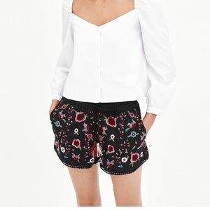 ZARA TRF Floral Embroidered Boho Pom Pom Shorts Black Size Medium